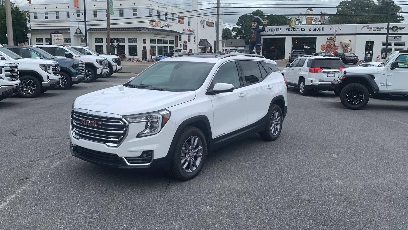2024 GMC Terrain SLT — SUV — 1,607 mi — Tappahannock, VA