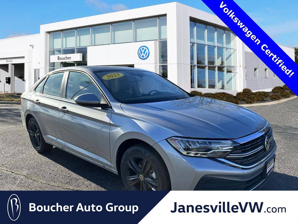 2023 Volkswagen Jetta SE — Sedan — 24,209 mi — Janesville, WI