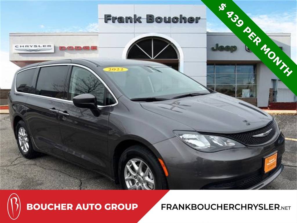 2022 Chrysler Voyager LX — Minivan — 57,601 mi — Janesville, WI