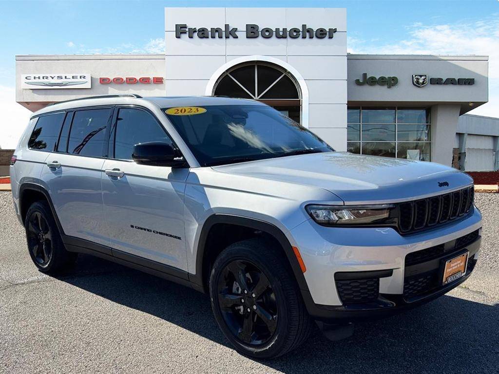 2023 Jeep Grand Cherokee Altitude — SUV — 46,645 mi — Janesville, WI