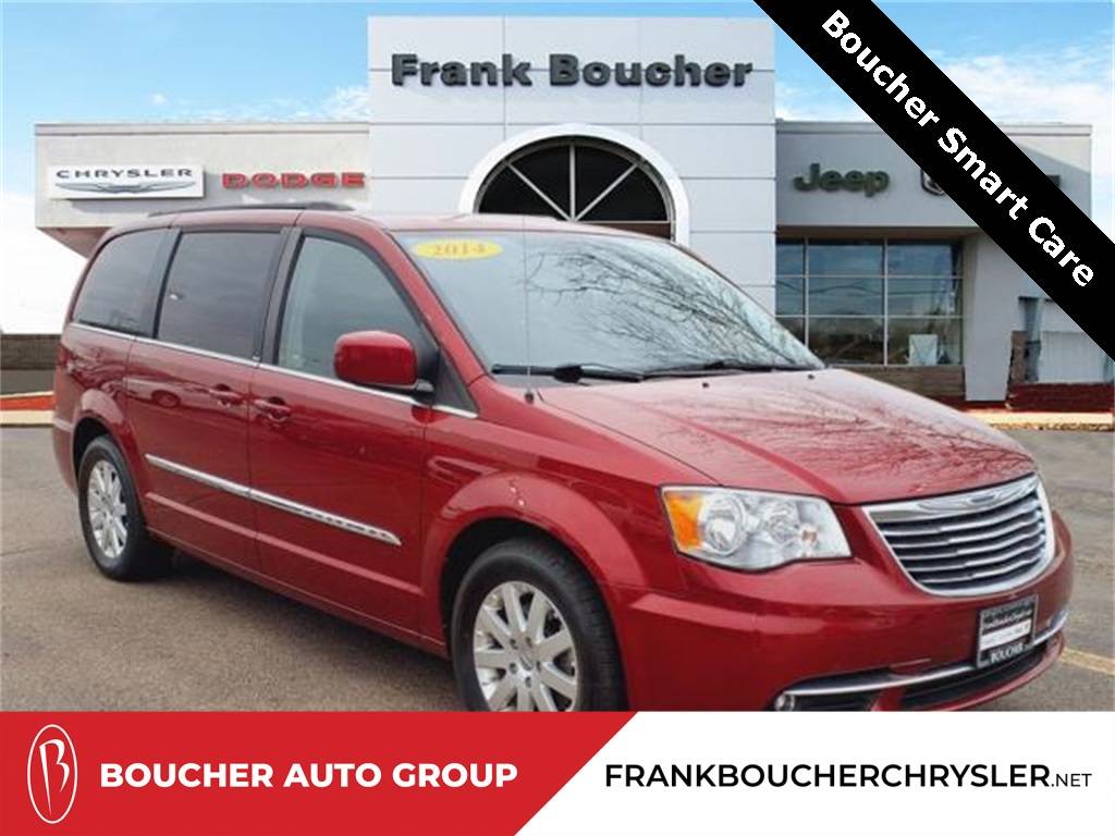 2014 Chrysler Town & Country Touring — Minivan — 98,163 mi — Janesville, WI