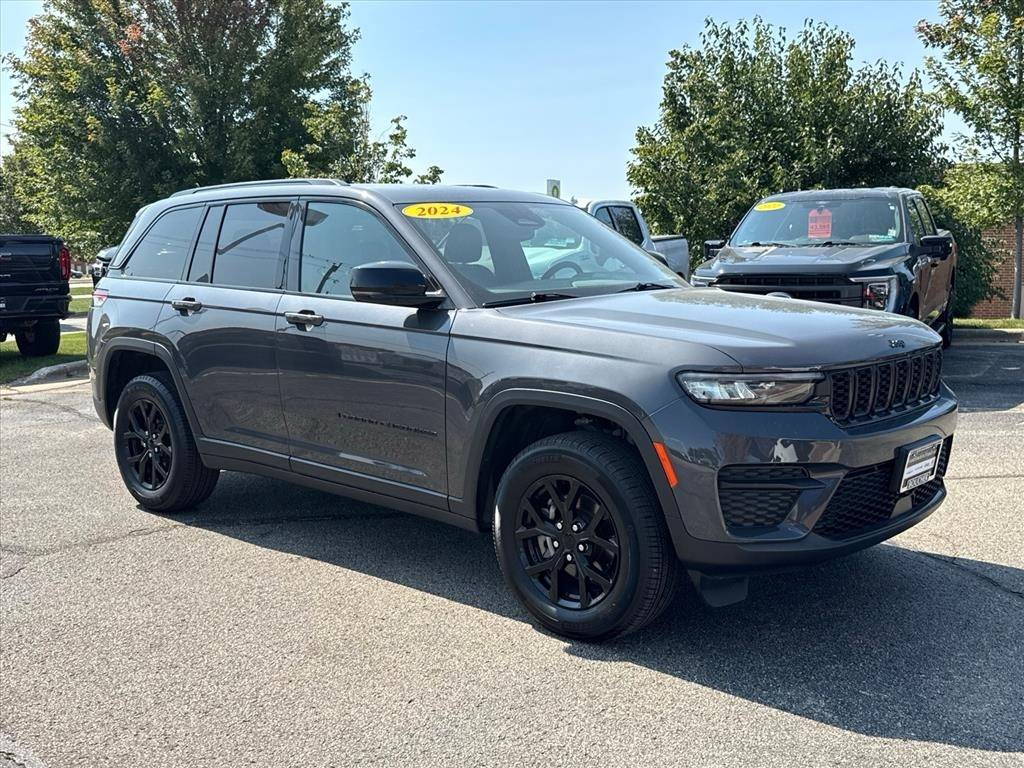 2024 Jeep Grand Cherokee Altitude X — SUV — 13,011 mi — Janesville, WI
