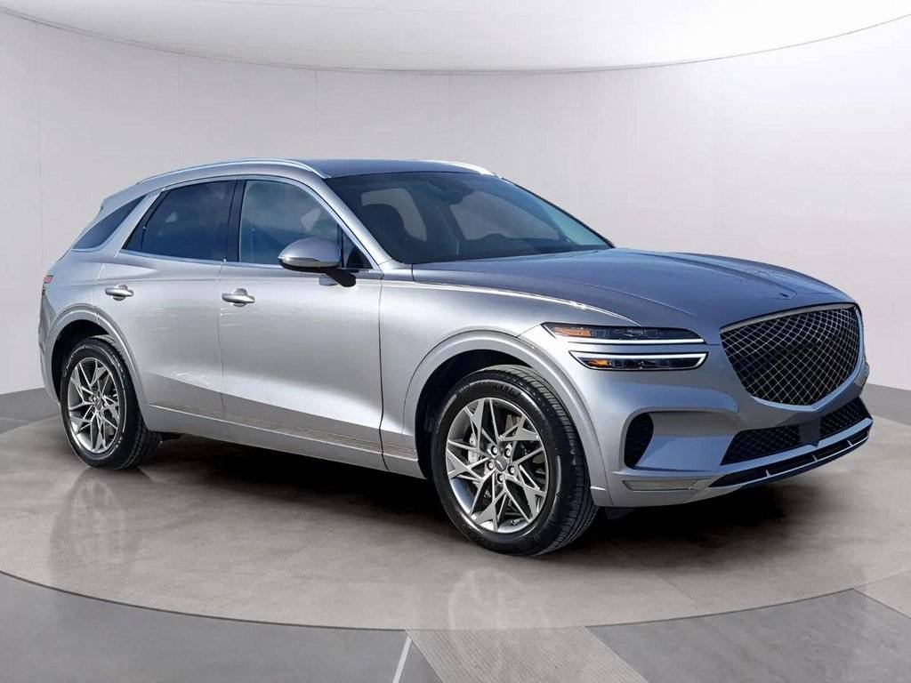 2025 Genesis GV70 2.5T — SUV — 5,395 mi — Waukesha, WI