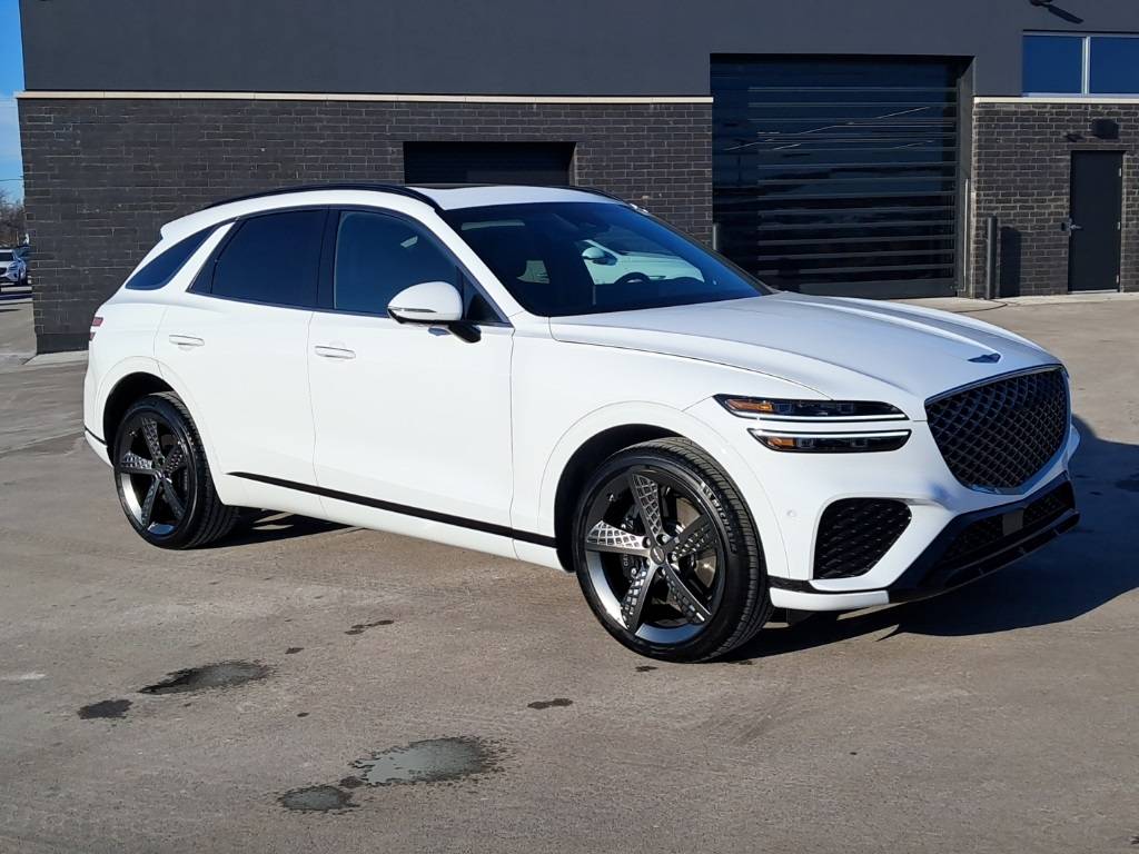 2025 Genesis GV70 3.5T Sport — SUV — 3,781 mi — Waukesha, WI