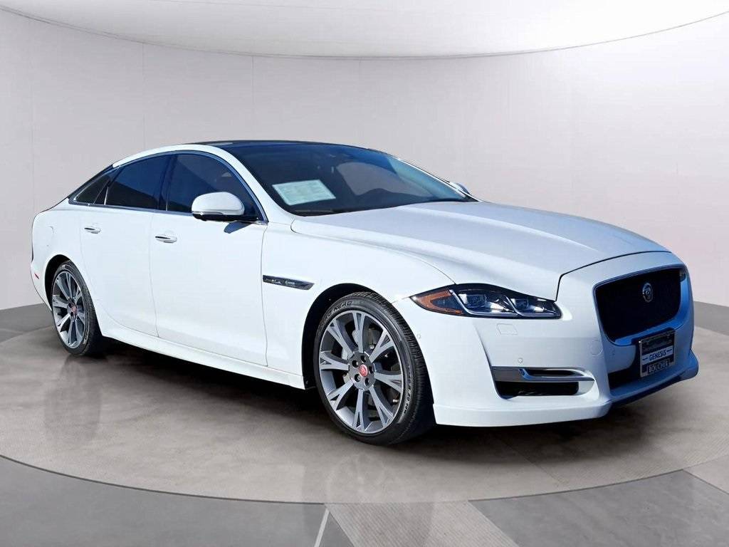 2019 Jaguar XJ R-Sport — Sedan — 33,236 mi — Waukesha, WI
