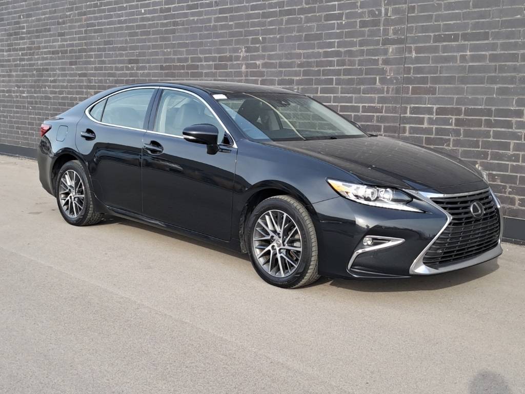 2017 Lexus ES ES 350 — Sedan — 105,603 mi — Waukesha, WI