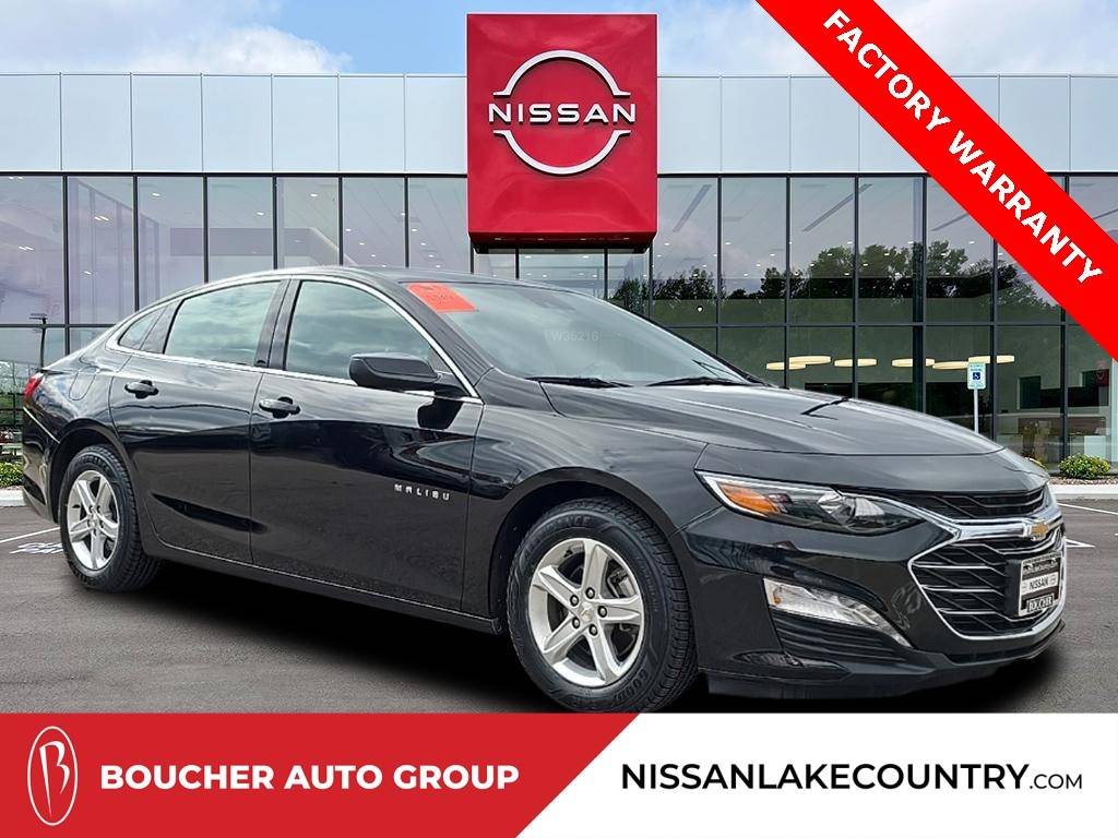 2023 Chevrolet Malibu LT — Sedan — 30,009 mi — Oconomowoc, WI
