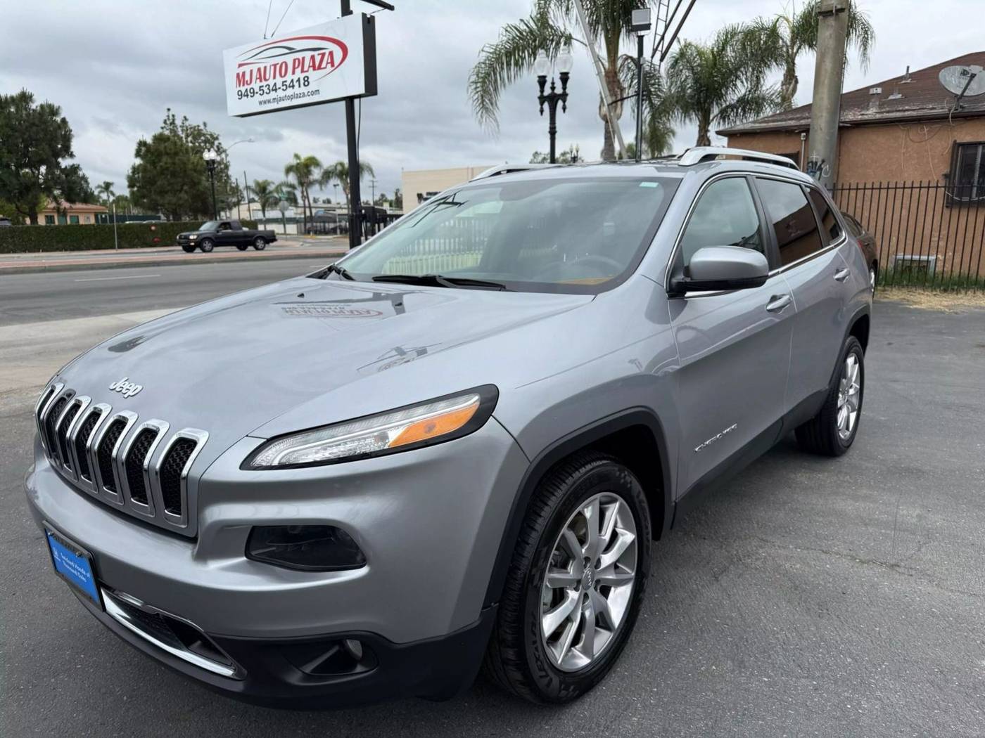 2014 Jeep Cherokee Limited — SUV — 115,744 mi — SANTA ANA, CA