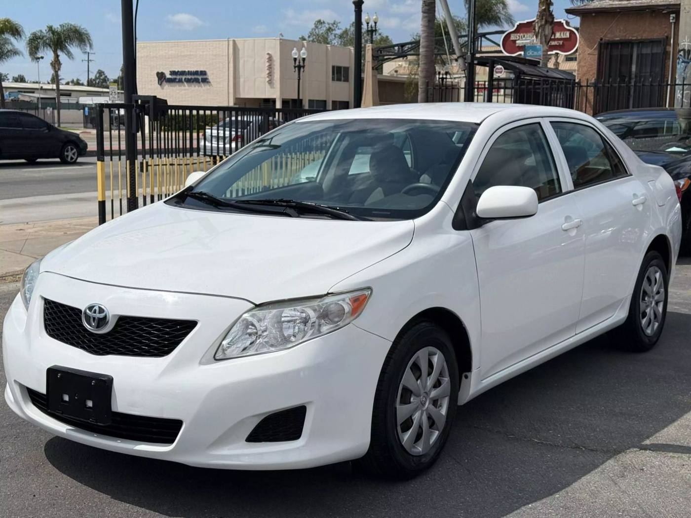 2009 Toyota Corolla LE — Sedan — 143,402 mi — SANTA ANA, CA