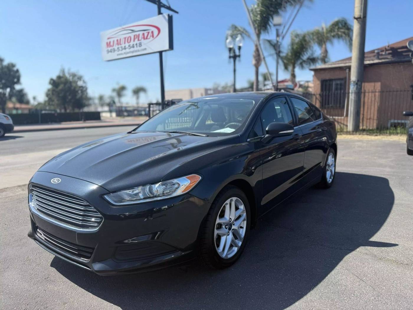 2014 Ford Fusion SE — Sedan — 113,802 mi — SANTA ANA, CA