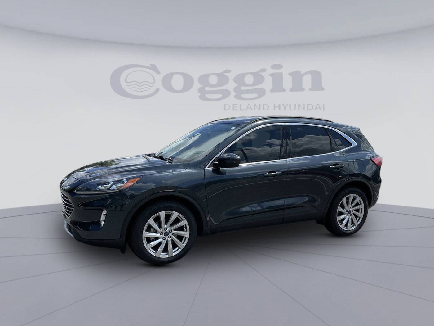 2022 Ford Escape Titanium — SUV — 34,801 mi — Deland, FL