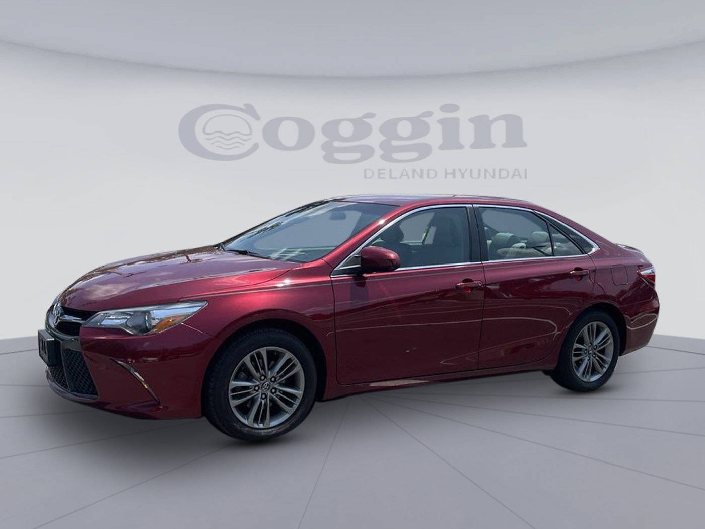 2017 Toyota Camry SE — Sedan — 33,127 mi — Deland, FL