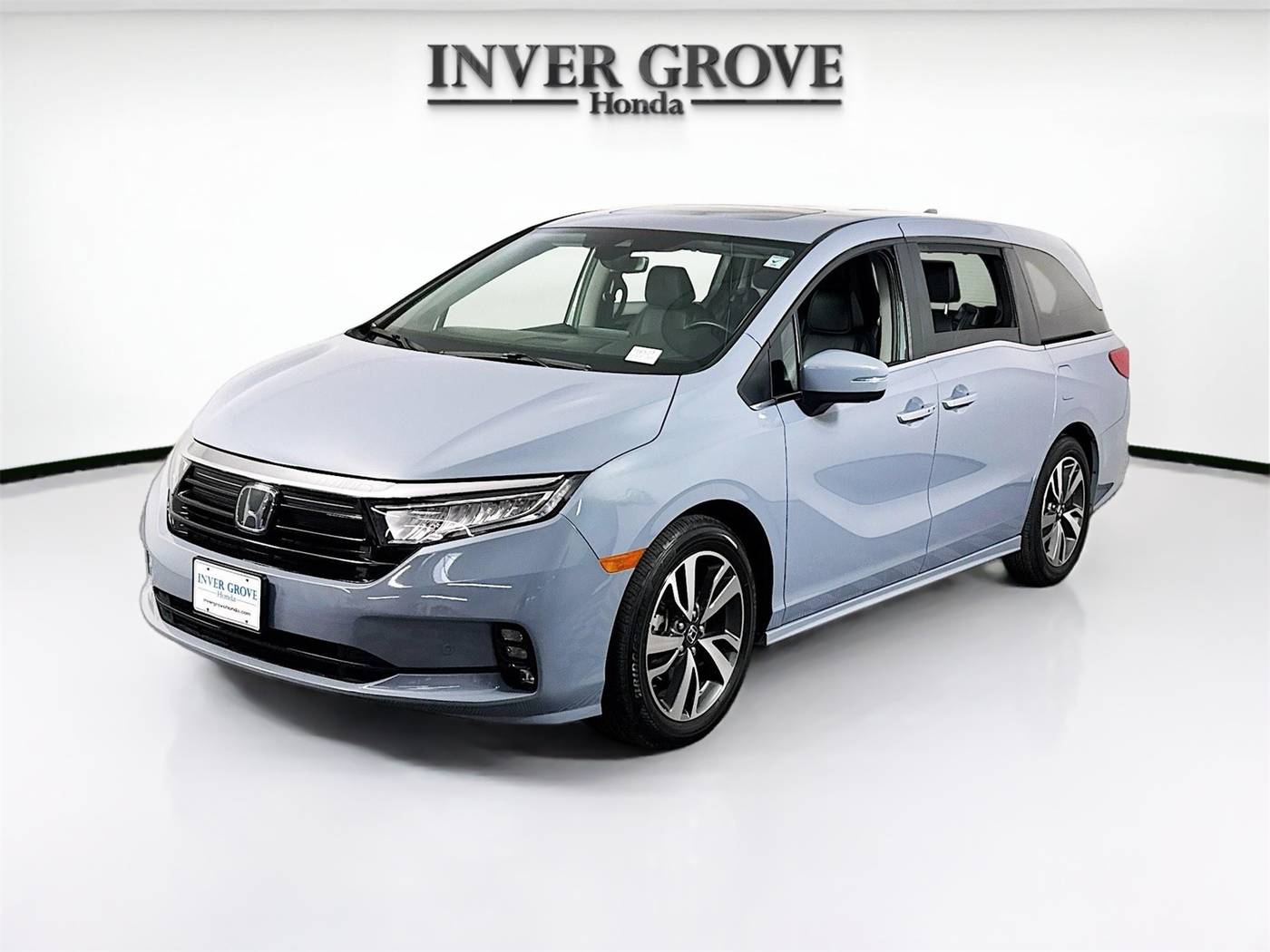 2023 Honda Odyssey Touring — Minivan — 35,314 mi — Inver Grove Heights, MN