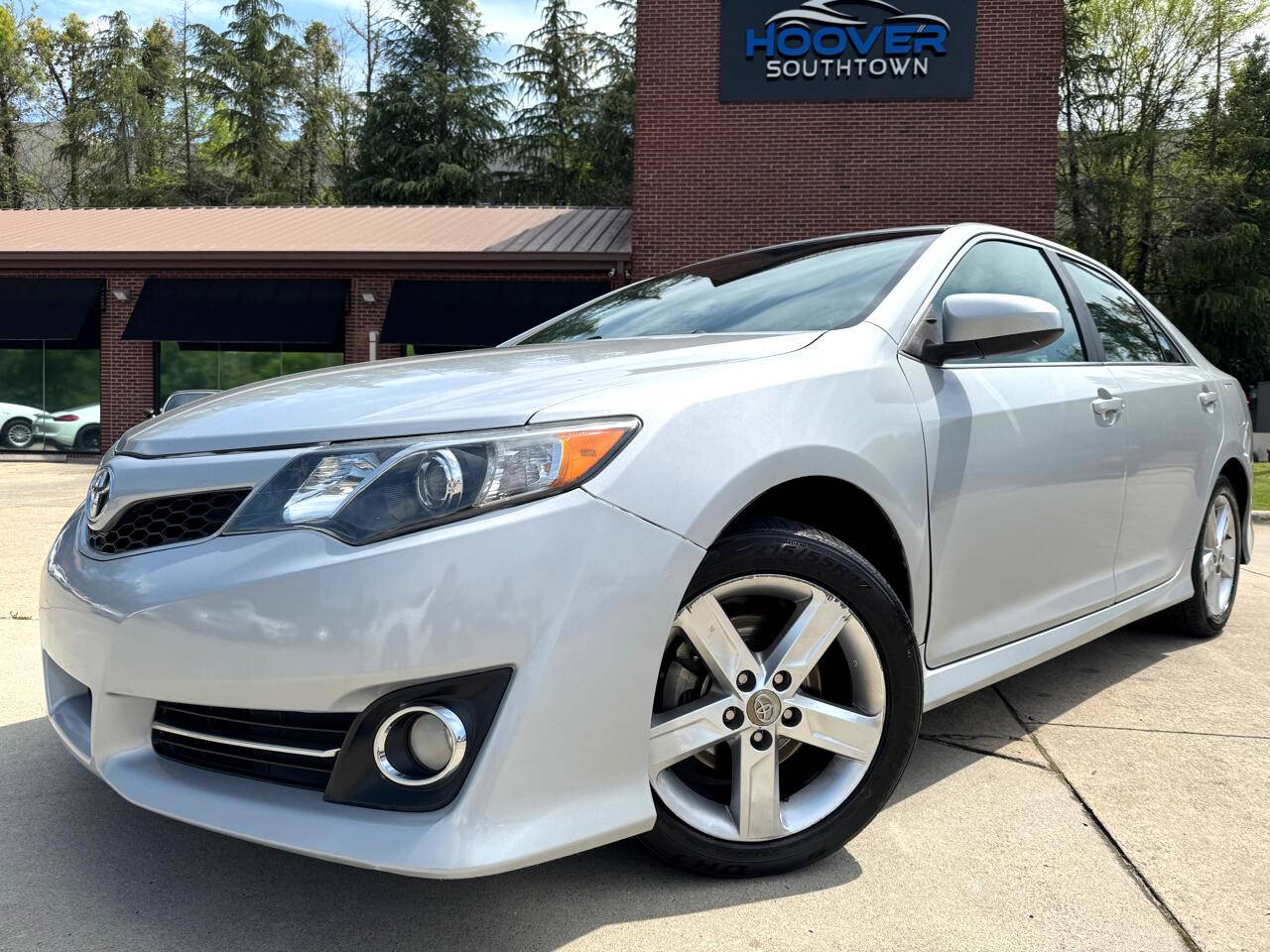 2013 Toyota Camry SE — Sedan — 141,254 mi — Hoover, AL