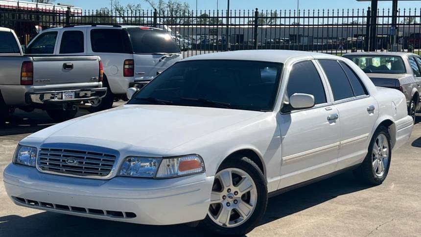 2011 Ford Crown Victoria LX — Sedan — 152,990 mi — Humble, TX
