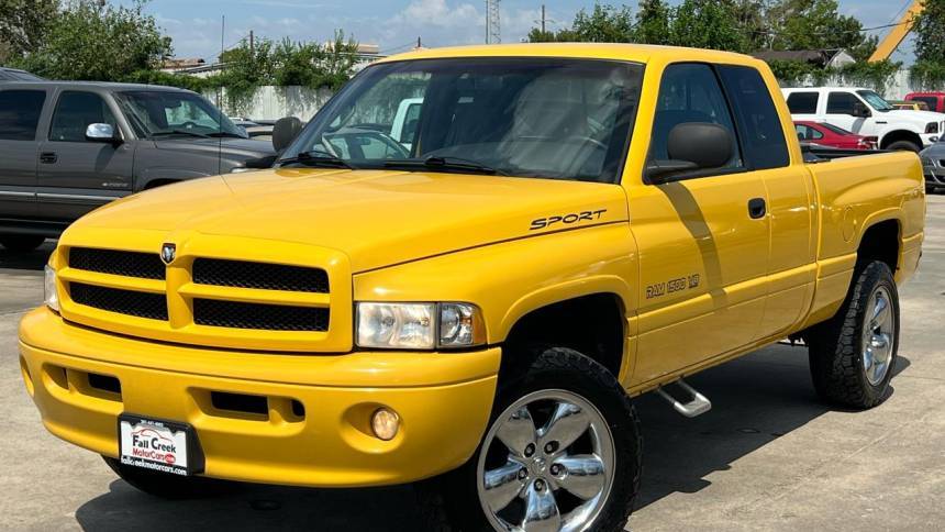 2000 Dodge Ram 1500 Base — Pickup Truck — 112,128 mi — Humble, TX