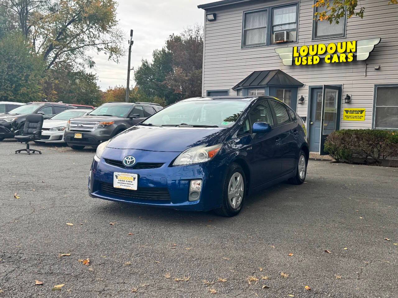 2011 Toyota Prius Three — Sedan — 135,389 mi — Leesburg, VA