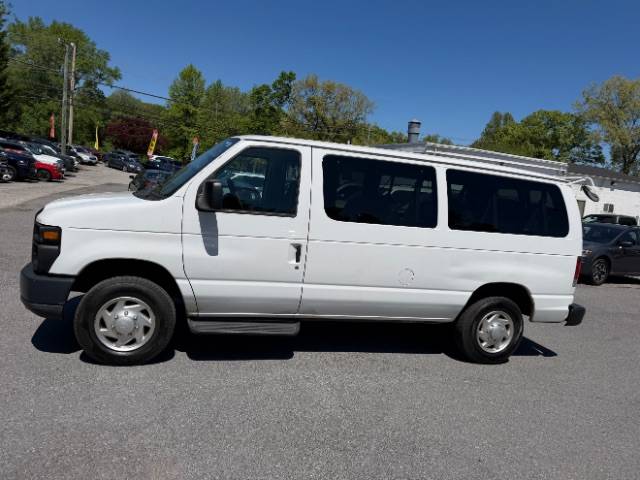 2008 Ford Econoline Wagon E-350 Super Duty XL