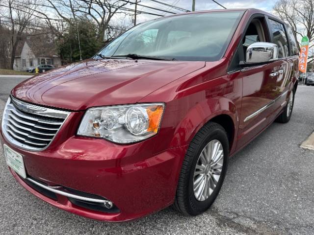 2015 Chrysler Town & Country Touring-L — Minivan — 81,153 mi — Pasadena, MD