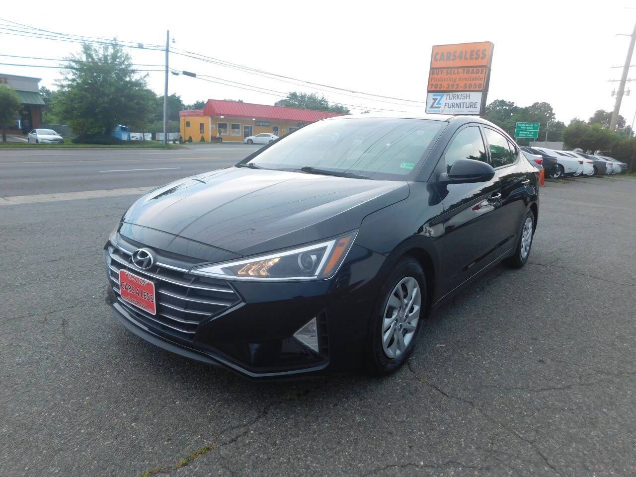2019 Hyundai Elantra SE — Sedan — 100,000 mi — Manassas, VA