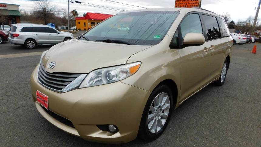 2014 Toyota Sienna XLE