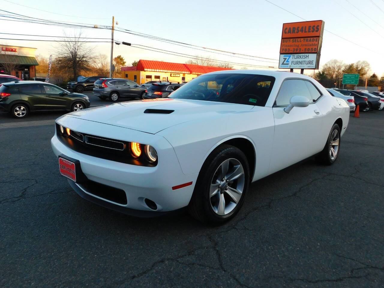2016 Dodge Challenger SXT — Coupe — 85,000 mi — Manassas, VA