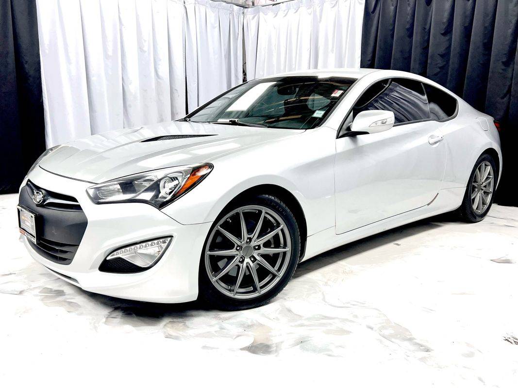 2015 Hyundai Genesis Coupe 3.8 Base — Coupe — 61,743 mi — Elmont, NY