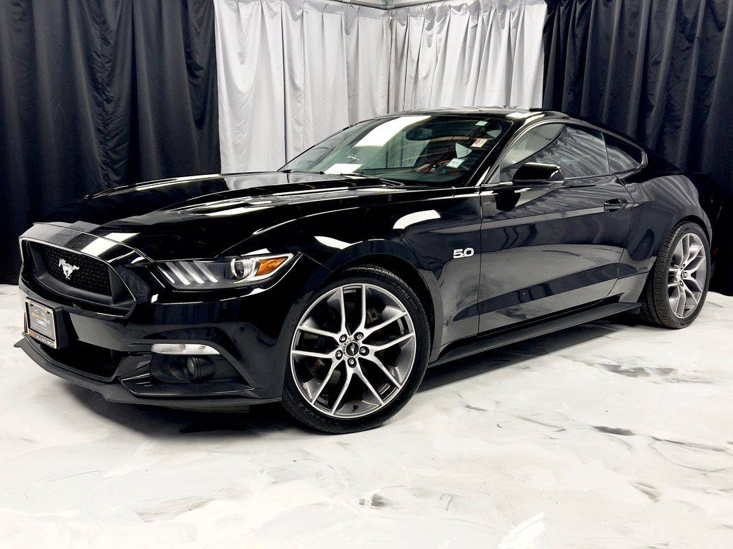 2016 Ford Mustang GT Premium — Coupe — 65,077 mi — Elmont, NY