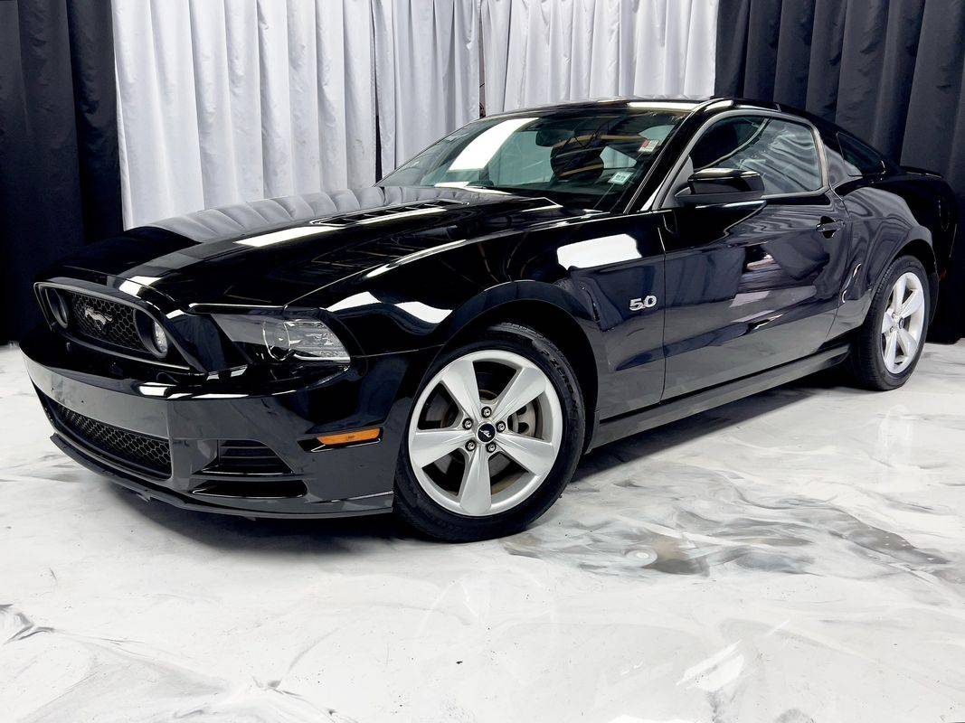 2014 Ford Mustang GT Premium — Coupe — 68,309 mi — Elmont, NY