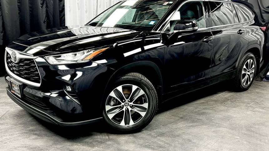 2020 Toyota Highlander XLE — SUV — 49,566 mi — Elmont, NY