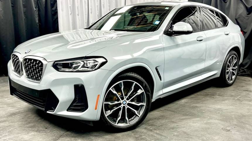2022 BMW X4 30i — SUV — 28,588 mi — Elmont, NY