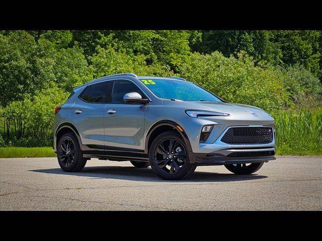 2025 Buick Encore GX Sport Touring — SUV — 776 mi — Chardon, OH