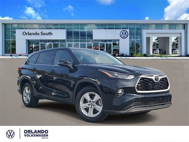 2022 Toyota Highlander LE — SUV — 33,717 mi — Orlando, FL