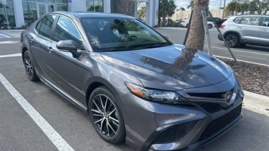 2023 Toyota Camry SE — Sedan — 13,464 mi — Orlando, FL
