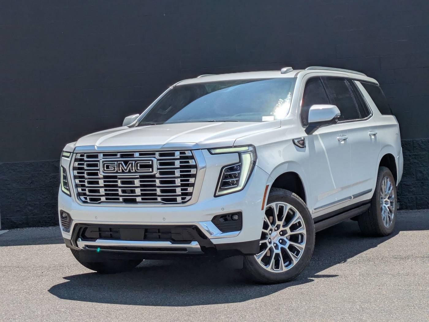 2025 GMC Yukon Denali — SUV — 5,841 mi — Lehi, UT