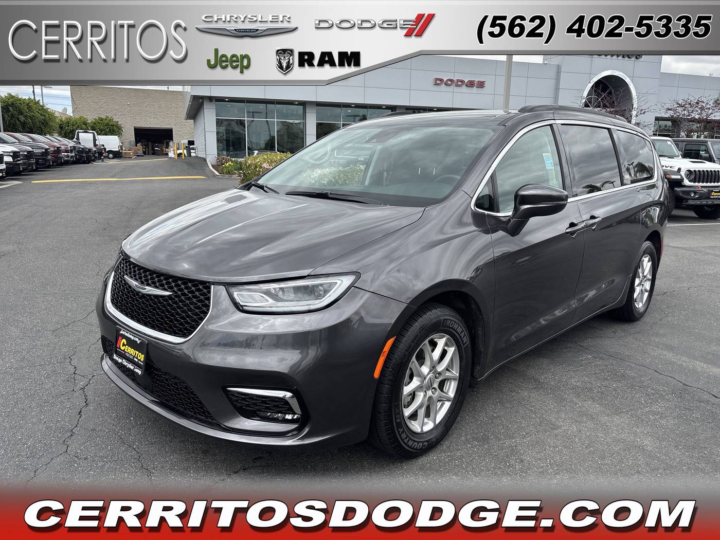 2022 Chrysler Pacifica Touring L — Minivan — 72,501 mi — Cerritos, CA