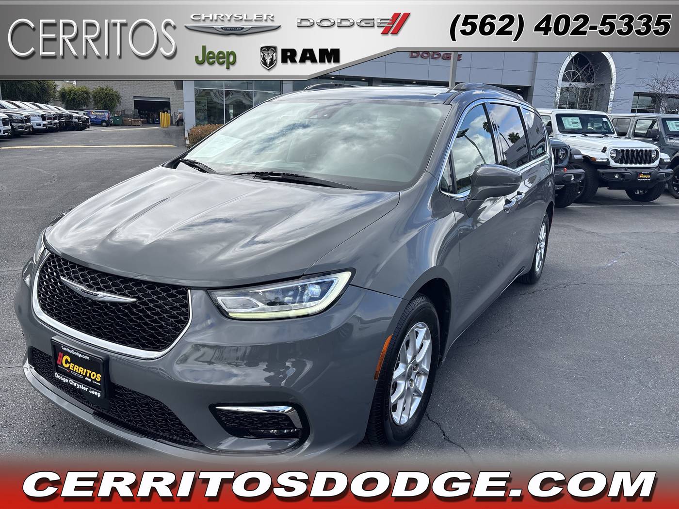 2022 Chrysler Pacifica Touring L — Minivan — 72,639 mi — Cerritos, CA