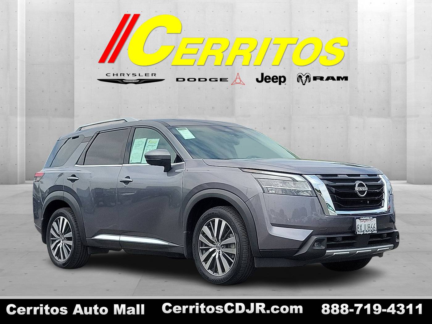 2022 Nissan Pathfinder Platinum — SUV — 32,941 mi — Cerritos, CA
