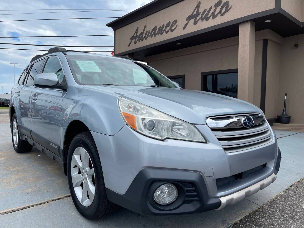 2013 Subaru Outback 2.5i Limited — SUV — 132,550 mi — Pensacola, FL
