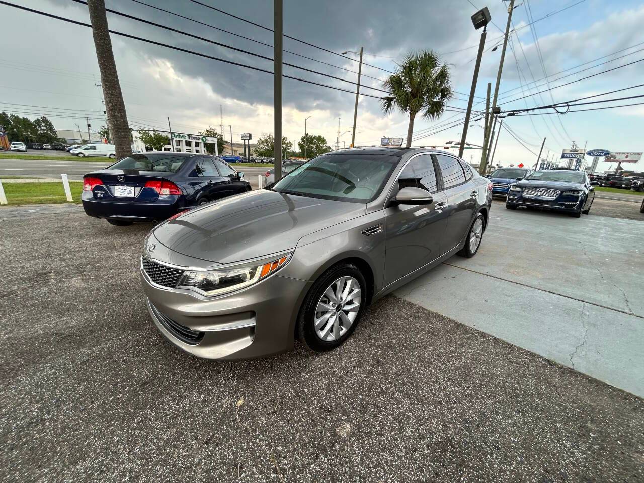 2016 Kia Optima EX — Sedan — 95,797 mi — Pensacola, FL