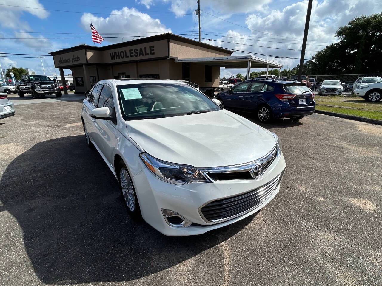 2014 Toyota Avalon Hybrid XLE Premium — Sedan — 86,504 mi — Pensacola, FL