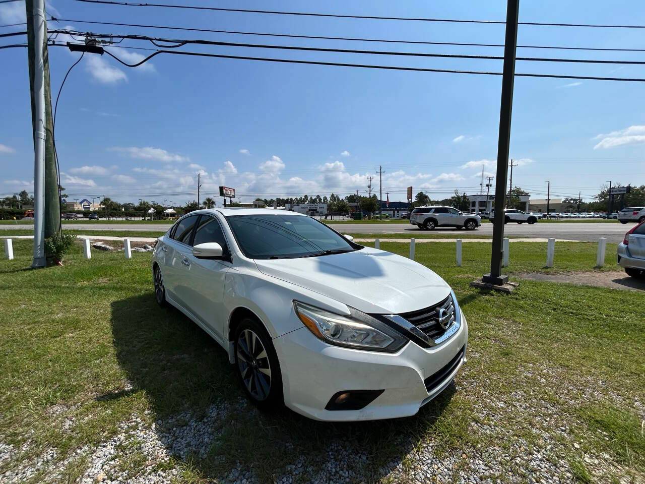 2016 Nissan Altima 2.5 SV — Sedan — 146,961 mi — Pensacola, FL