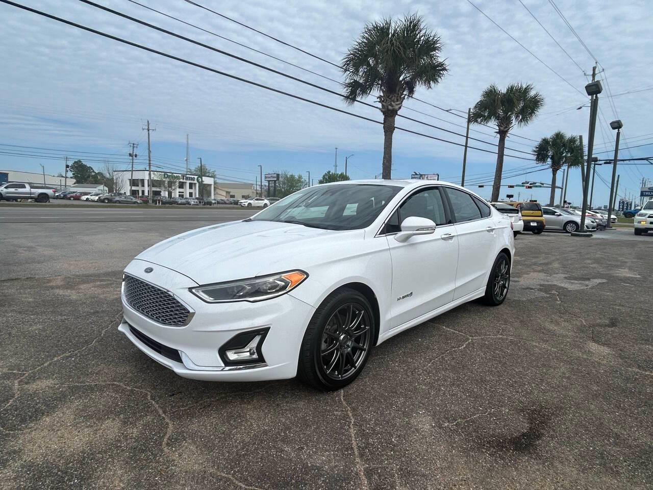 2019 Ford Fusion Hybrid Titanium — Sedan — 119,831 mi — Pensacola, FL