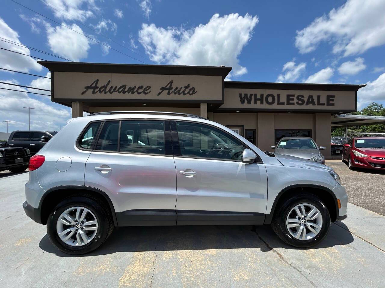 2016 Volkswagen Tiguan S — SUV — 121,631 mi — Pensacola, FL