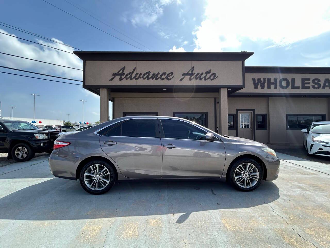 2016 Toyota Camry SE — Sedan — 121,864 mi — Pensacola, FL