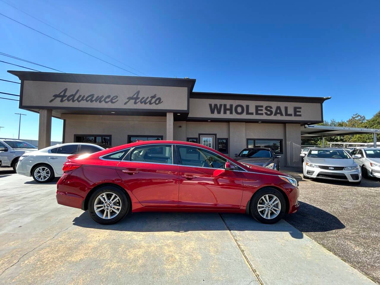 2015 Hyundai Sonata SE — Sedan — 120,947 mi — Pensacola, FL