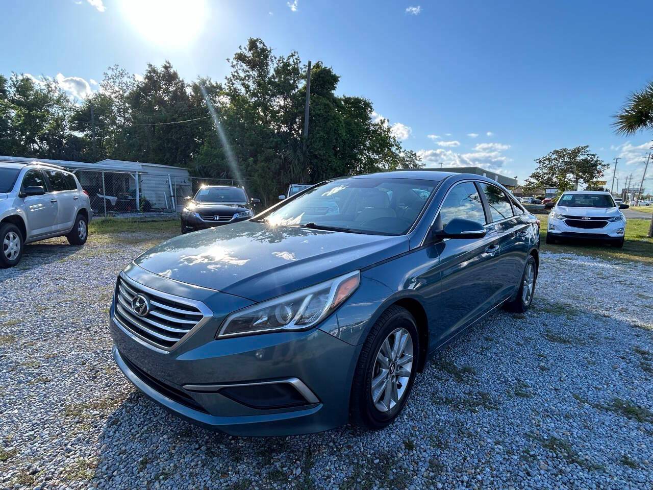 2016 Hyundai Sonata SE — Sedan — 81,802 mi — Pensacola, FL