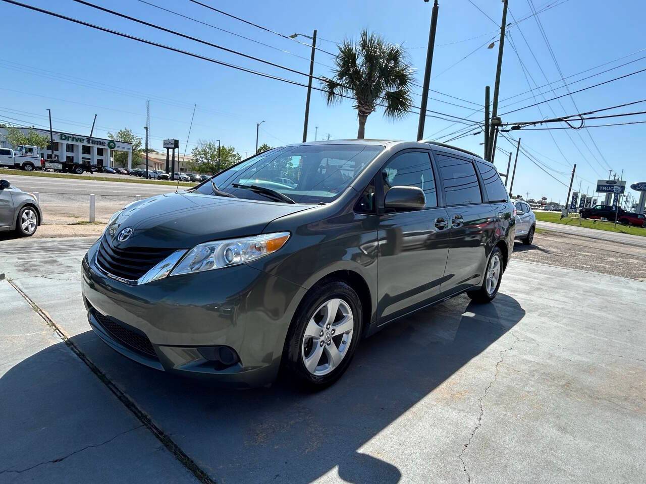 2014 Toyota Sienna LE — Minivan — 103,537 mi — Pensacola, FL