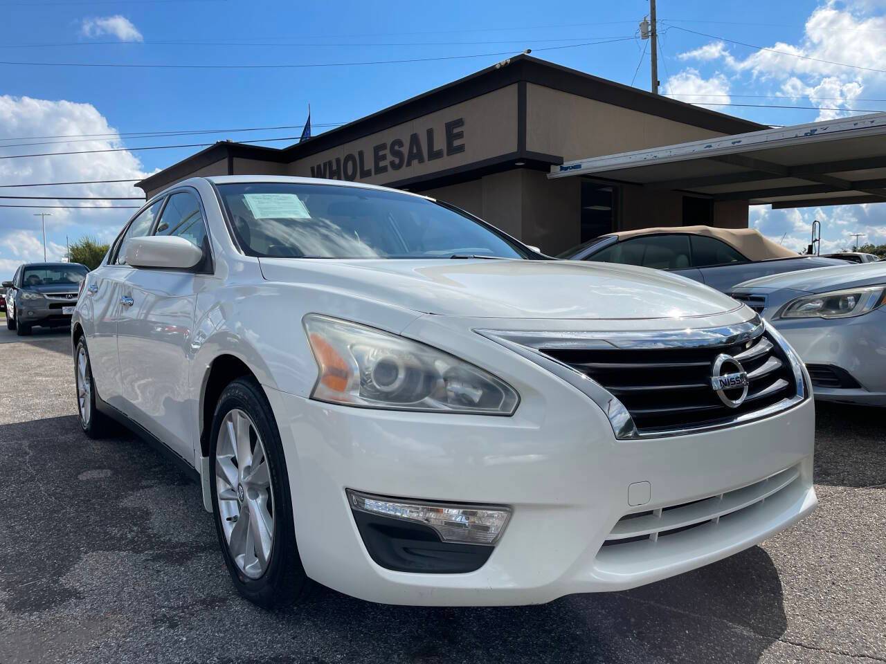2013 Nissan Altima 2.5 SV — Sedan — 124,581 mi — Pensacola, FL