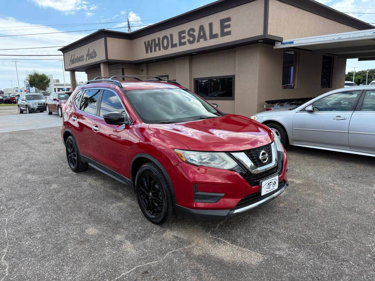 2017 Nissan Rogue SV — SUV — 124,324 mi — Pensacola, FL